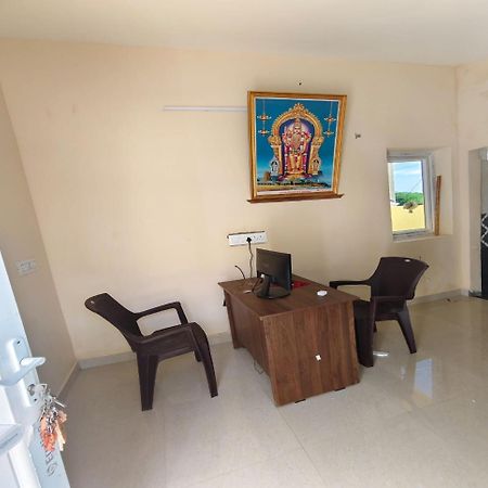 Arumugam Residency Ac Tiruchchendūr Esterno foto